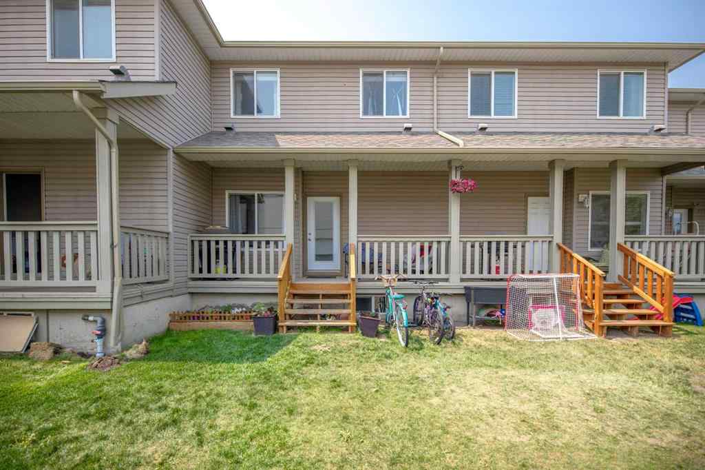 MLS® A2264104 - Unit #106 2006 Luxstone Boulevard  in Luxstone Airdrie, Residential