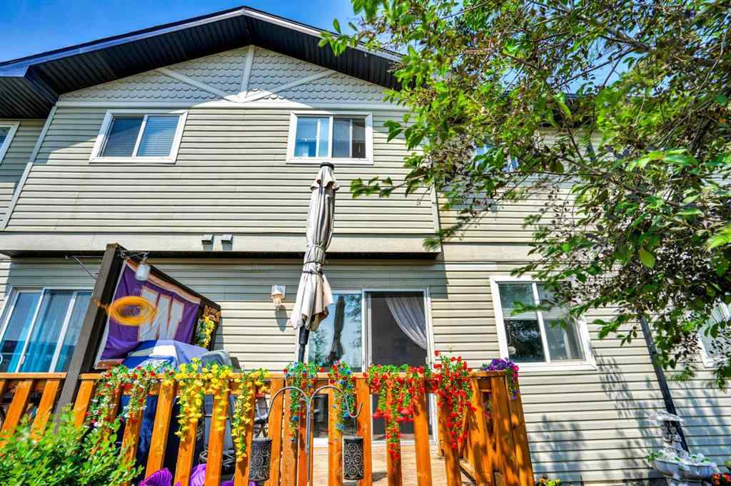 MLS® A2264107 - Unit #702 760 Railway Gate SW in Luxstone Airdrie, Residential