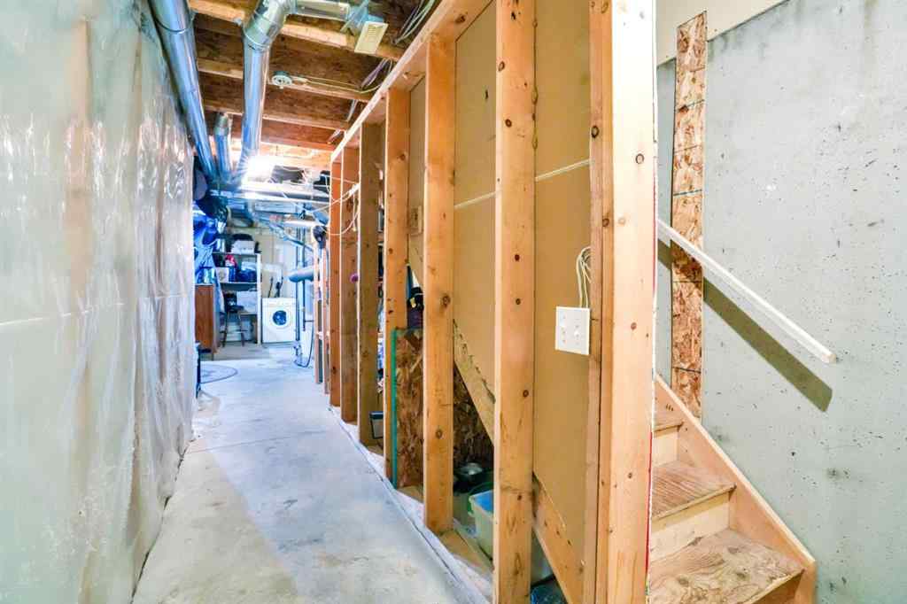 MLS® A2264107 - Unit #702 760 Railway Gate SW in Luxstone Airdrie, Residential