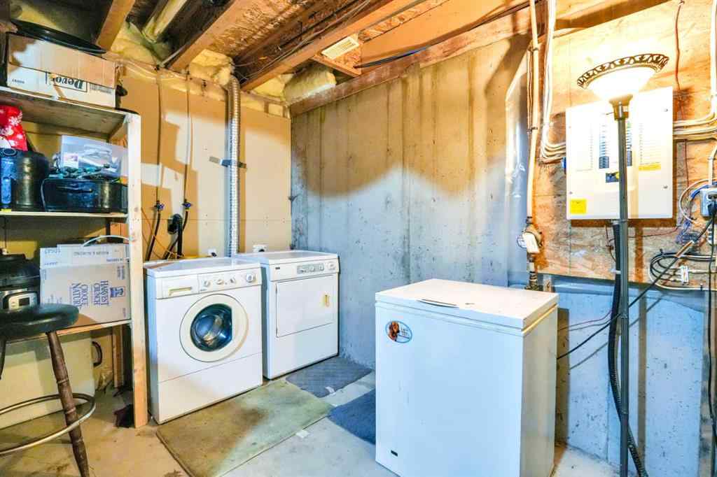 MLS® A2264107 - Unit #702 760 Railway Gate SW in Luxstone Airdrie, Residential