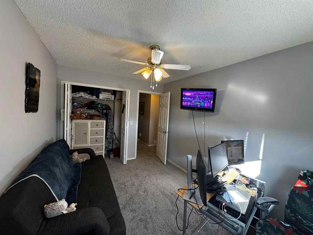 MLS® A2264107 - Unit #702 760 Railway Gate SW in Luxstone Airdrie, Residential
