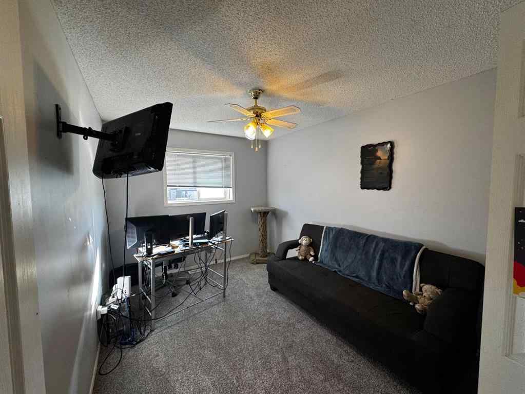 MLS® A2264107 - Unit #702 760 Railway Gate SW in Luxstone Airdrie, Residential