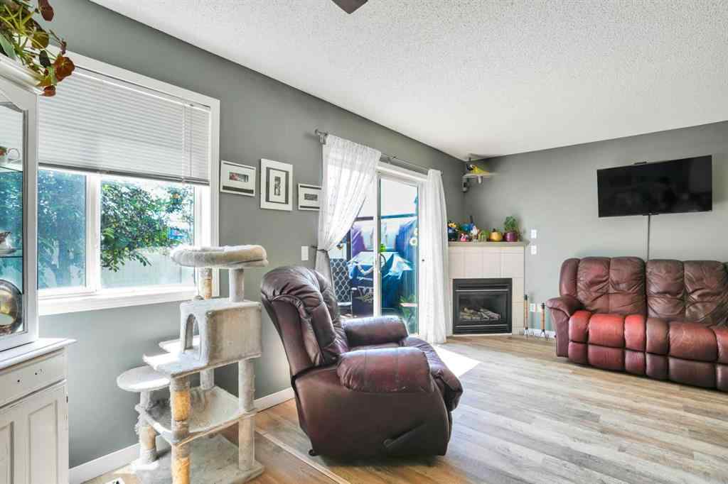 MLS® A2264107 - Unit #702 760 Railway Gate SW in Luxstone Airdrie, Residential