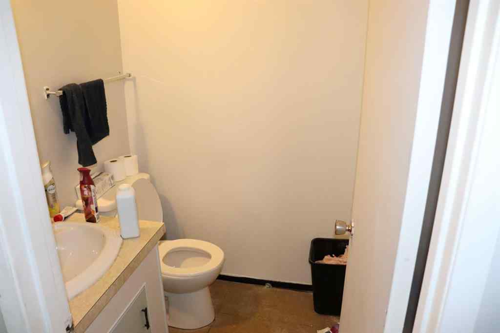 MLS® A2264110 - 5115-5117-5119-5121 5 Avenue   in NONE Edson, Multi-Family