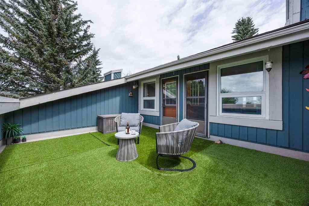 MLS® A2264112 - 16 Deer Ridge Court SE in Deer Ridge Calgary, Residential