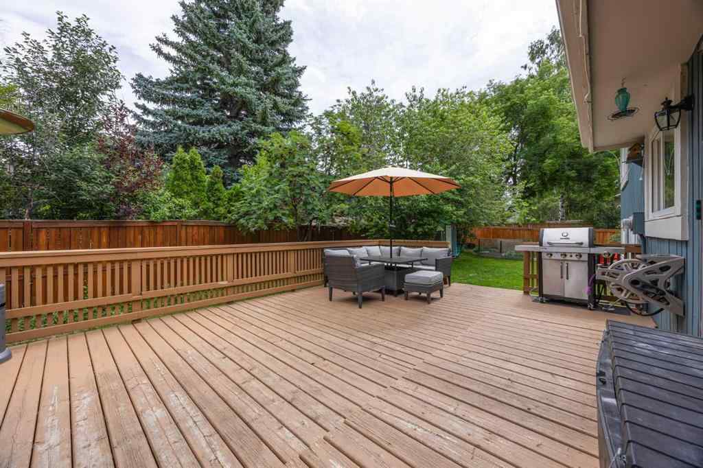 MLS® A2264112 - 16 Deer Ridge Court SE in Deer Ridge Calgary, Residential