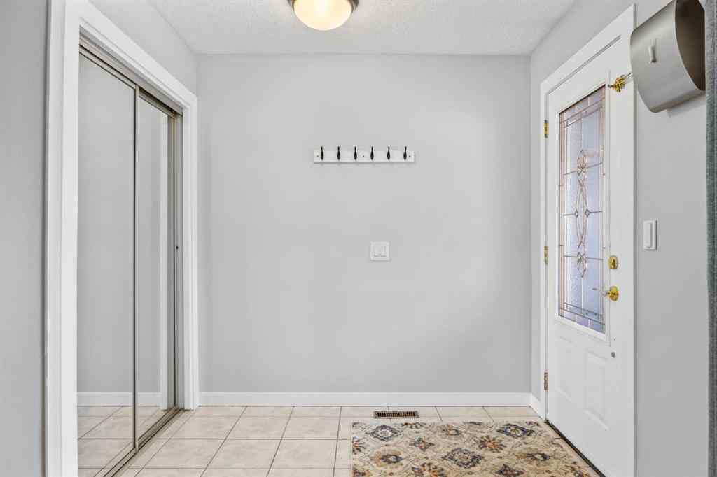 MLS® A2264112 - 16 Deer Ridge Court SE in Deer Ridge Calgary, Residential