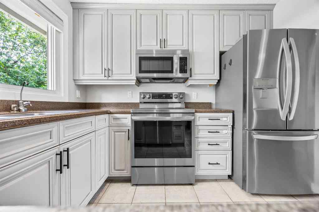 MLS® A2264112 - 16 Deer Ridge Court SE in Deer Ridge Calgary, Residential