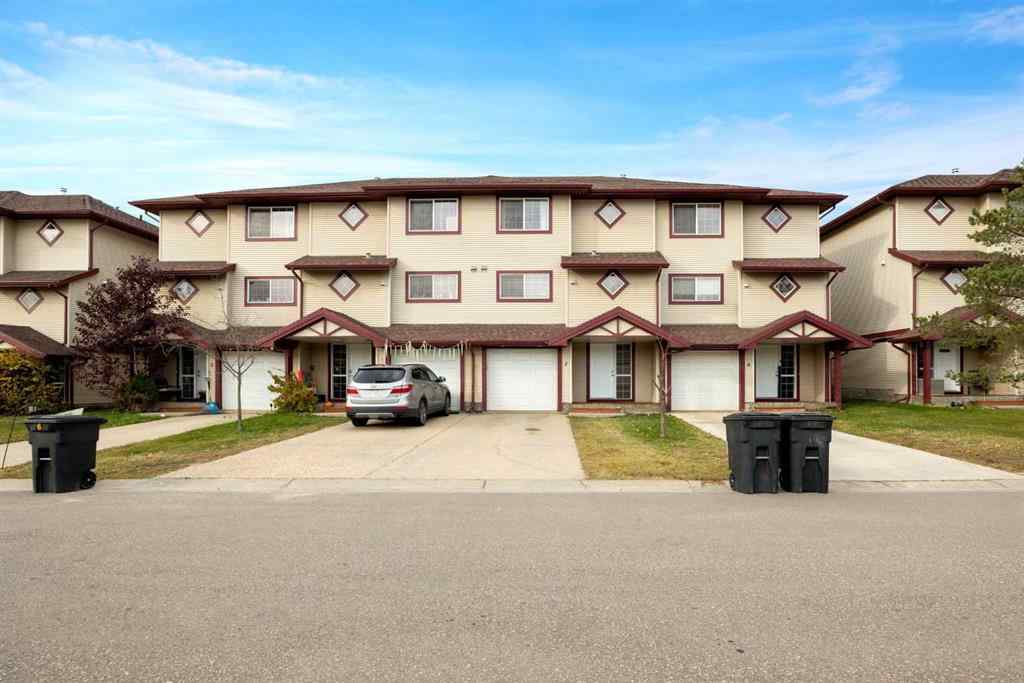 MLS® A2264114 - Unit #7 220 Swanson Crescent  in Timberlea Fort McMurray, Residential