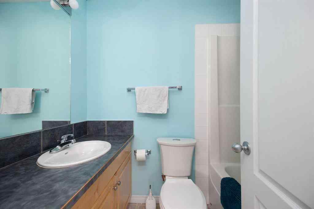 MLS® A2264114 - Unit #7 220 Swanson Crescent  in Timberlea Fort McMurray, Residential