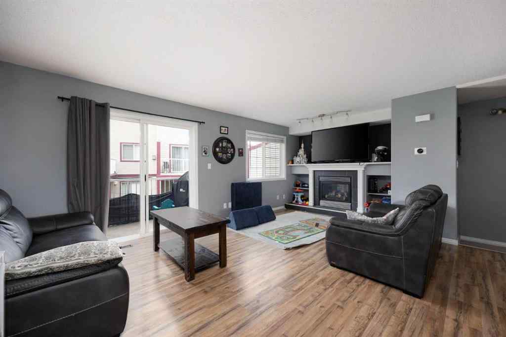 MLS® A2264114 - Unit #7 220 Swanson Crescent  in Timberlea Fort McMurray, Residential