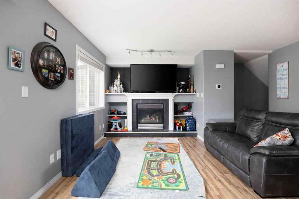 MLS® A2264114 - Unit #7 220 Swanson Crescent  in Timberlea Fort McMurray, Residential