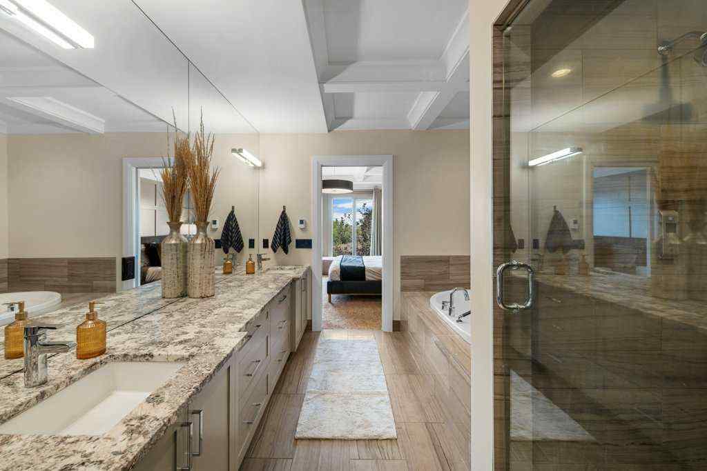 MLS® A2264115 - Unit #2 1926 36 Street SW in Killarney/Glengarry Calgary, Residential