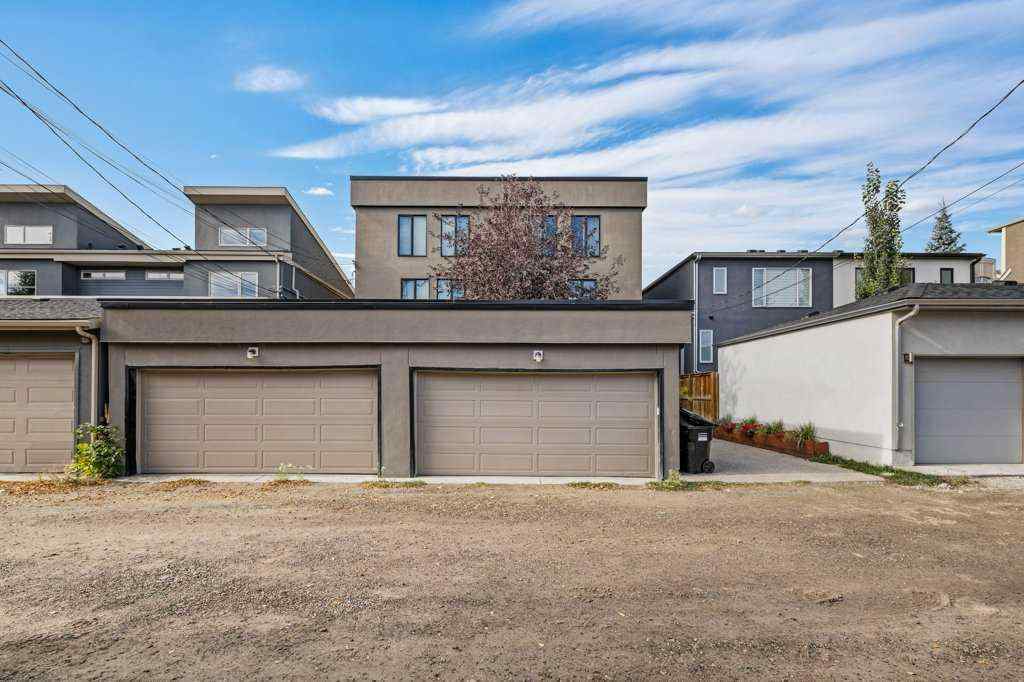 MLS® A2264115 - Unit #2 1926 36 Street SW in Killarney/Glengarry Calgary, Residential