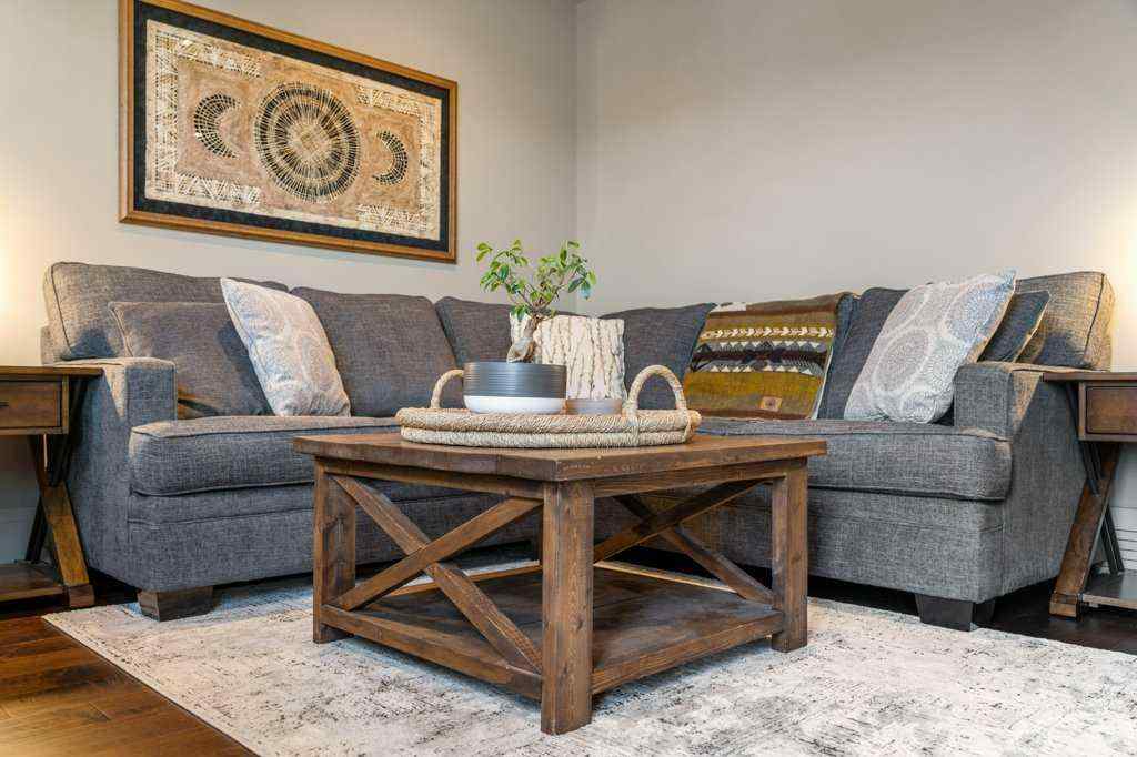 MLS® A2264115 - Unit #2 1926 36 Street SW in Killarney/Glengarry Calgary, Residential