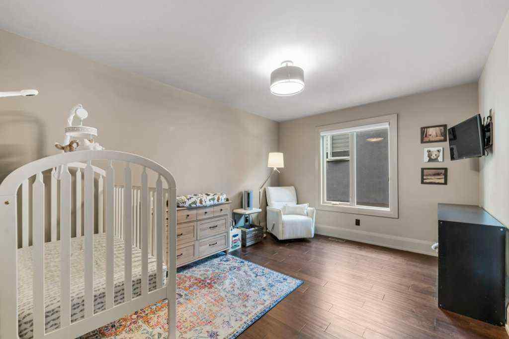 MLS® A2264115 - Unit #2 1926 36 Street SW in Killarney/Glengarry Calgary, Residential