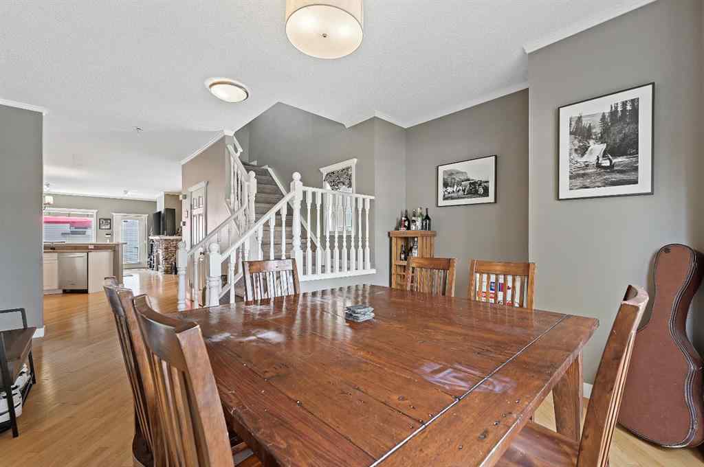 MLS® A2264116 - 2119 21 Avenue SW in Richmond Calgary, Residential