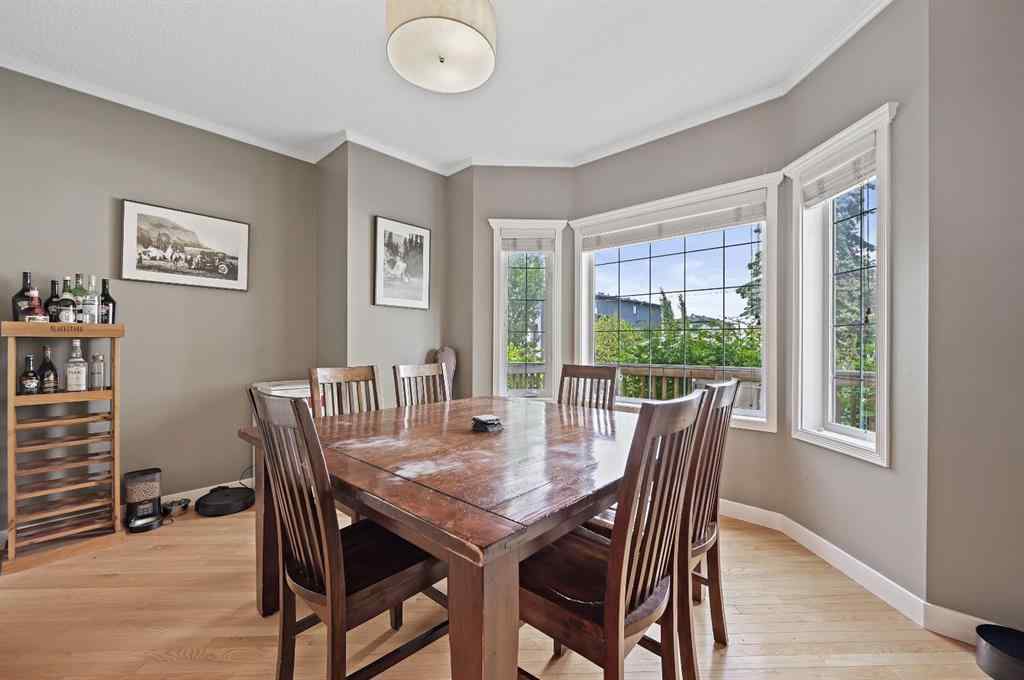 MLS® A2264116 - 2119 21 Avenue SW in Richmond Calgary, Residential