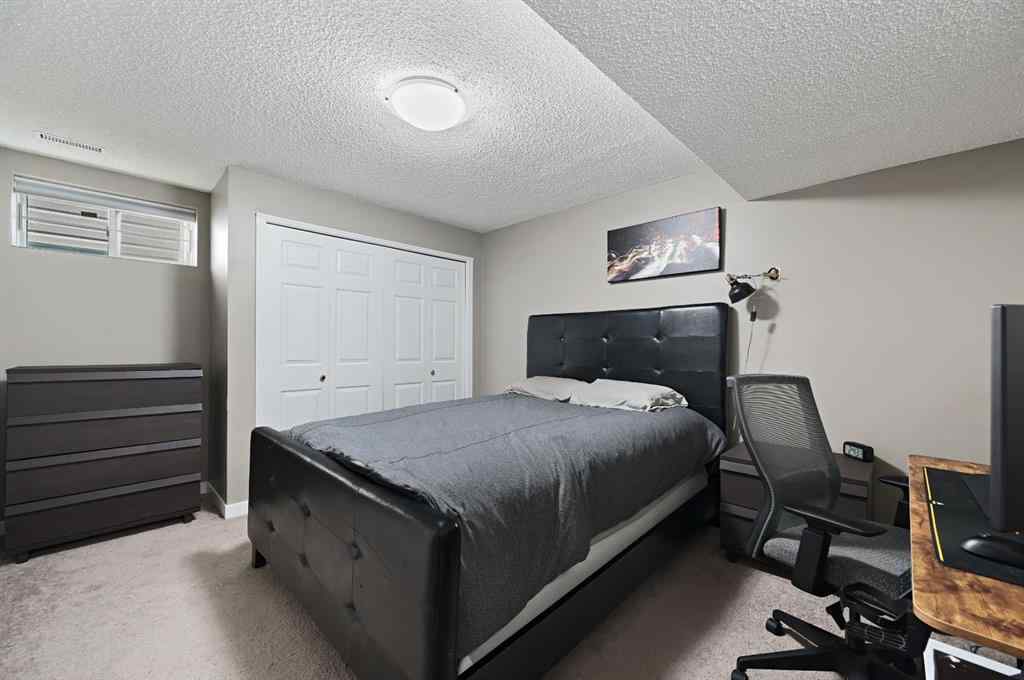 MLS® A2264116 - 2119 21 Avenue SW in Richmond Calgary, Residential