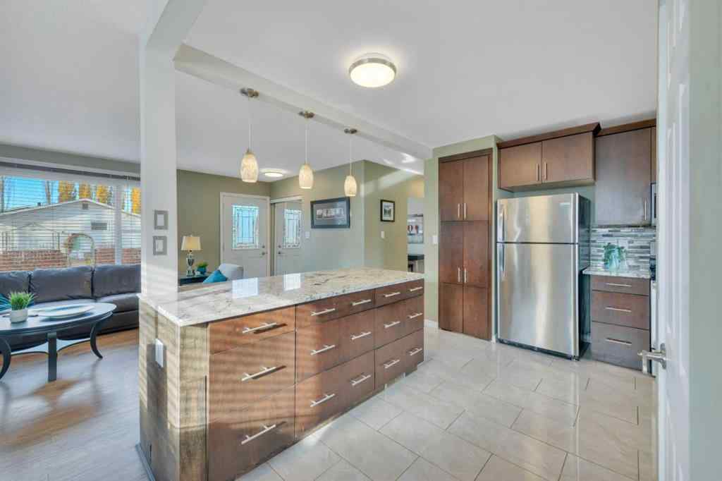 MLS® A2264121 - 11 Fir Street  in Fairview Red Deer, Residential