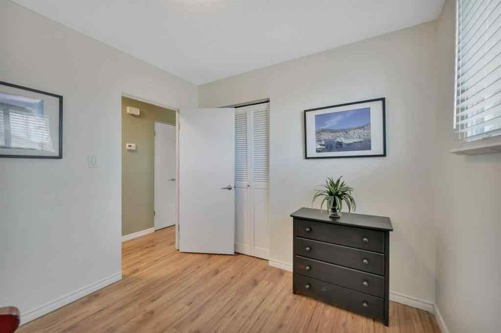 MLS® A2264121 - 11 Fir Street  in Fairview Red Deer, Residential