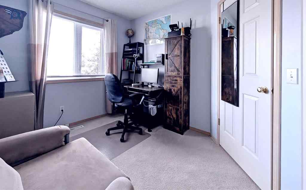 MLS® A2264129 - 12 Shawbrooke Court SW in Shawnessy Calgary, Residential