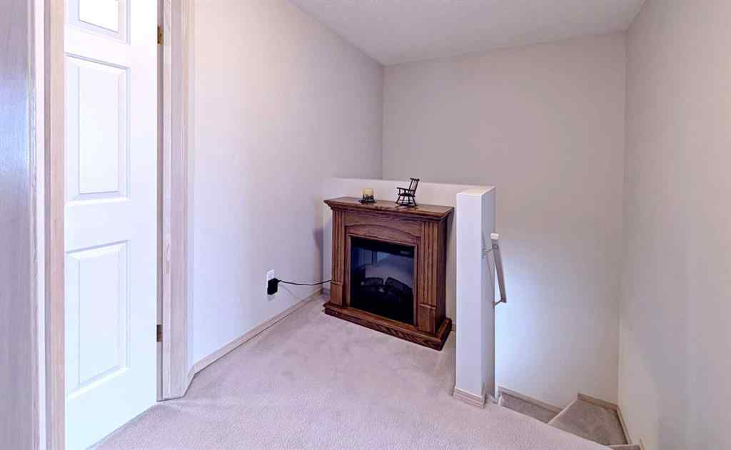 MLS® A2264129 - 12 Shawbrooke Court SW in Shawnessy Calgary, Residential