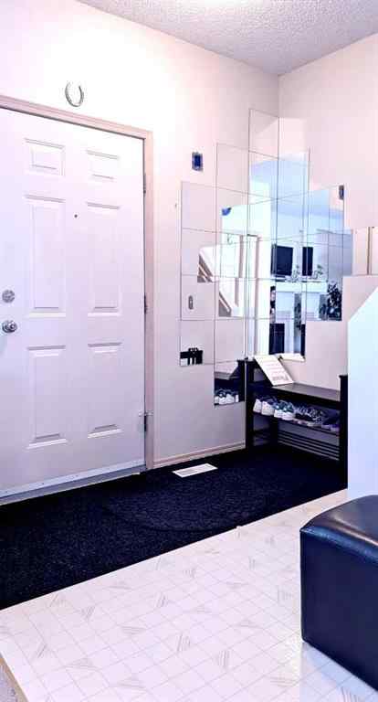 MLS® A2264129 - 12 Shawbrooke Court SW in Shawnessy Calgary, Residential