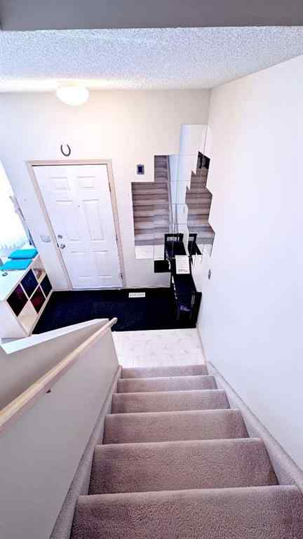 MLS® A2264129 - 12 Shawbrooke Court SW in Shawnessy Calgary, Residential