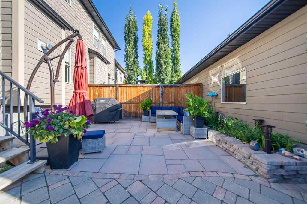 MLS® A2264133 - 3524 41 Street SW in Glenbrook Calgary, Residential