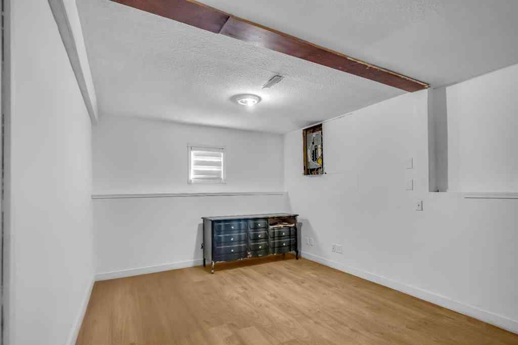 MLS® A2264135 - 57 Martinview Crescent NE in Martindale Calgary, Residential