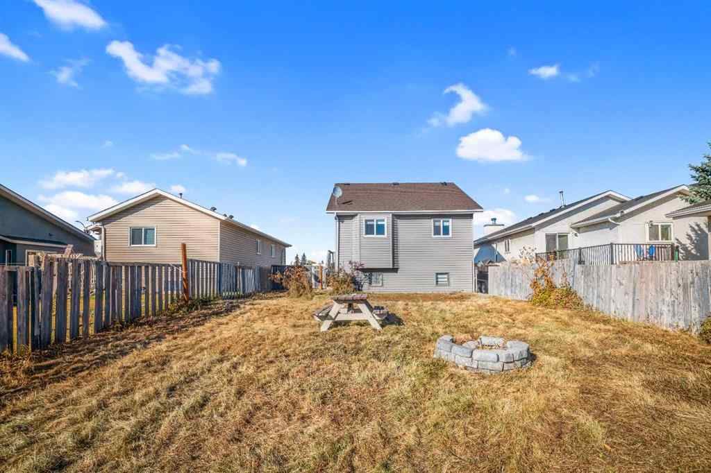 MLS® A2264135 - 57 Martinview Crescent NE in Martindale Calgary, Residential
