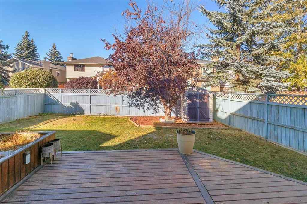 MLS® A2264145 - 37 Douglasbank Rise SE in Douglasdale/Glen Calgary, Residential