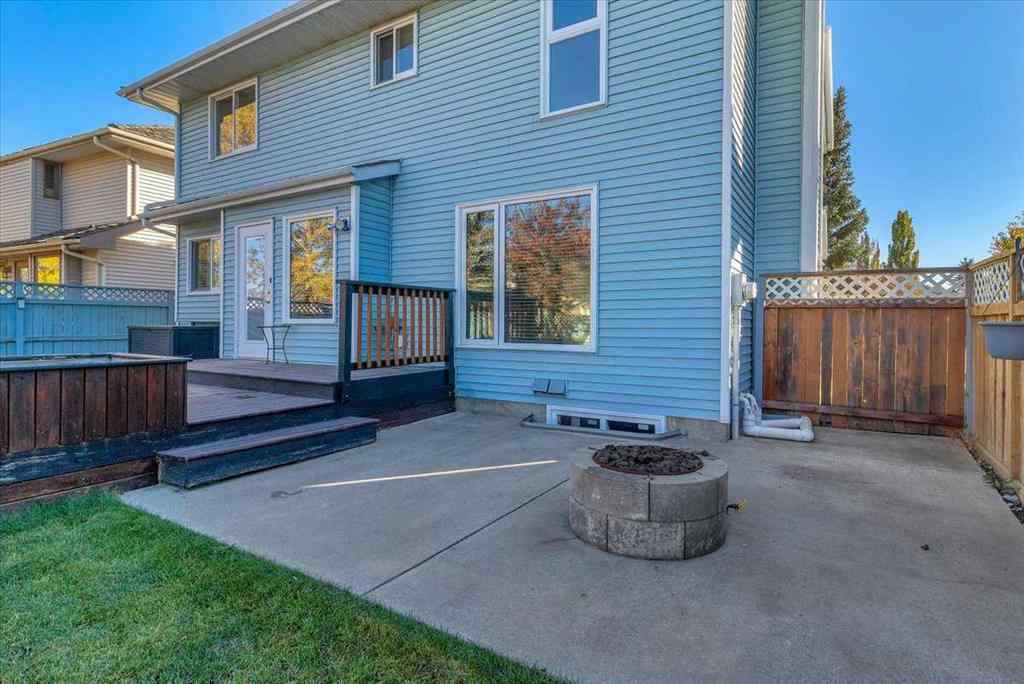 MLS® A2264145 - 37 Douglasbank Rise SE in Douglasdale/Glen Calgary, Residential