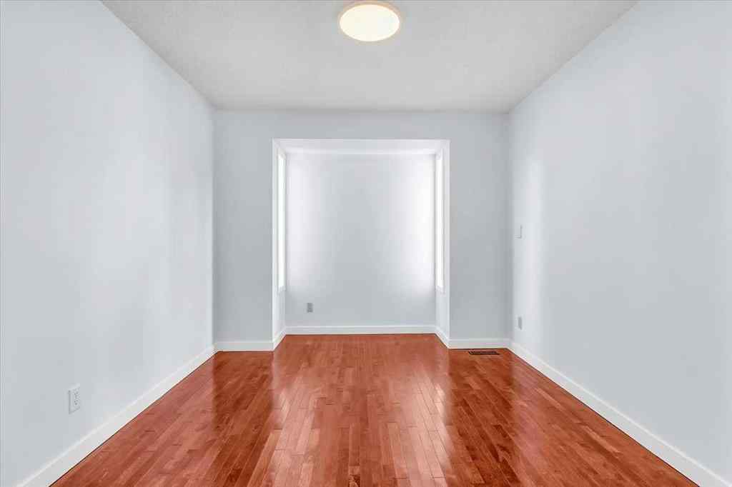 MLS® A2264145 - 37 Douglasbank Rise SE in Douglasdale/Glen Calgary, Residential