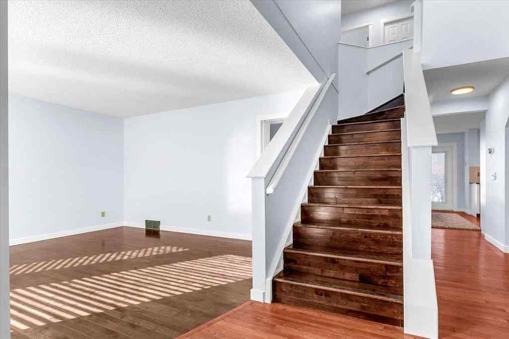 MLS® A2264145 - 37 Douglasbank Rise SE in Douglasdale/Glen Calgary, Residential