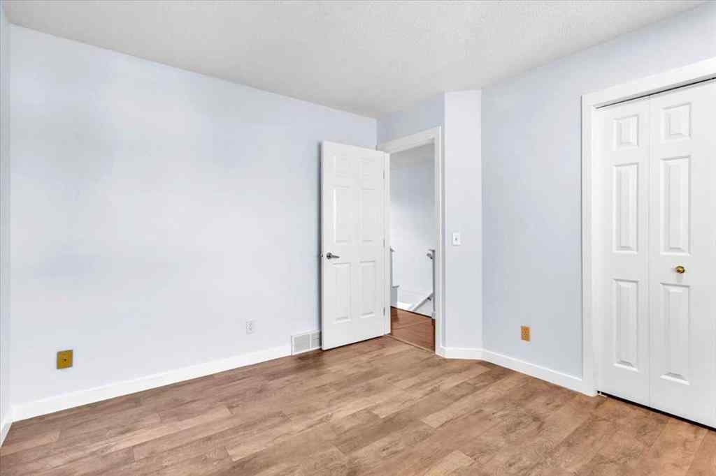 MLS® A2264145 - 37 Douglasbank Rise SE in Douglasdale/Glen Calgary, Residential