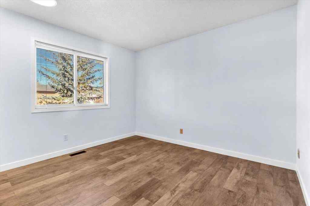 MLS® A2264145 - 37 Douglasbank Rise SE in Douglasdale/Glen Calgary, Residential