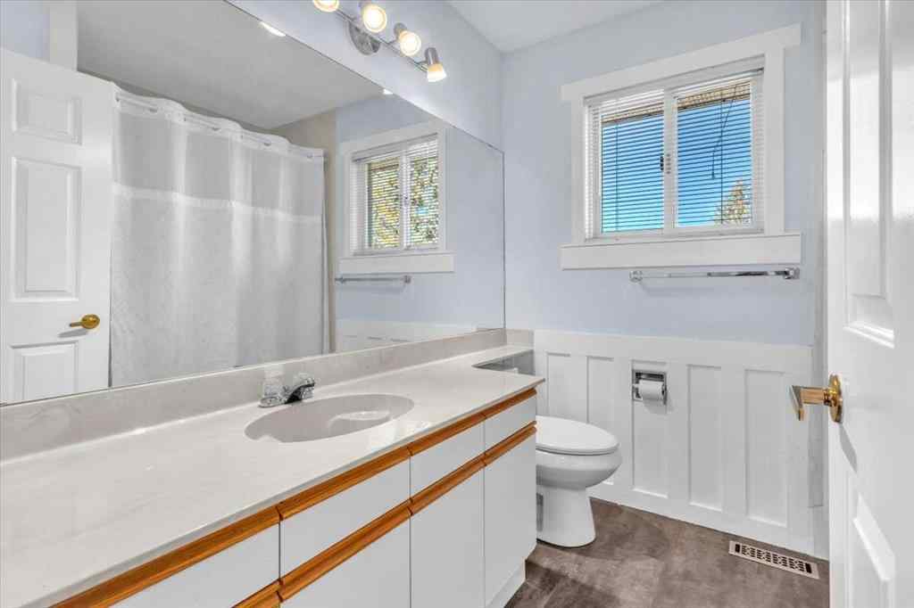 MLS® A2264145 - 37 Douglasbank Rise SE in Douglasdale/Glen Calgary, Residential