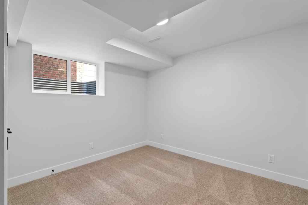 MLS® A2264147 - 1275 Lake Sundance Crescent SE in Lake Bonavista Calgary, Residential