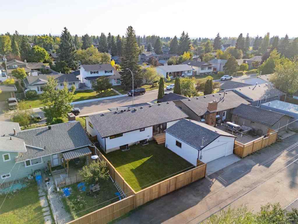 MLS® A2264147 - 1275 Lake Sundance Crescent SE in Lake Bonavista Calgary, Residential