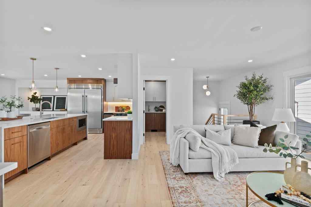 MLS® A2264147 - 1275 Lake Sundance Crescent SE in Lake Bonavista Calgary, Residential