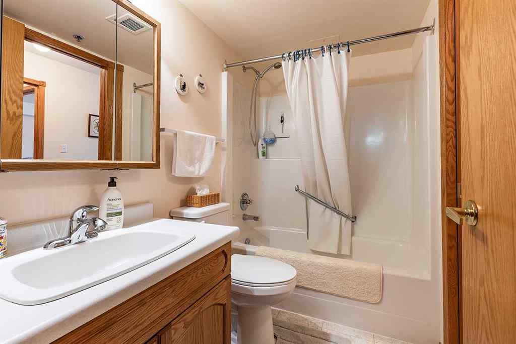 MLS® A2264148 - Unit #414 22 Park Meadows Drive SE in Southview-Park Meadows Medicine Hat, Residential