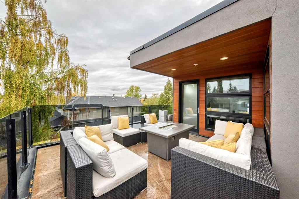 MLS® A2264149 - 2132 27 Avenue SW in Richmond Calgary, Residential