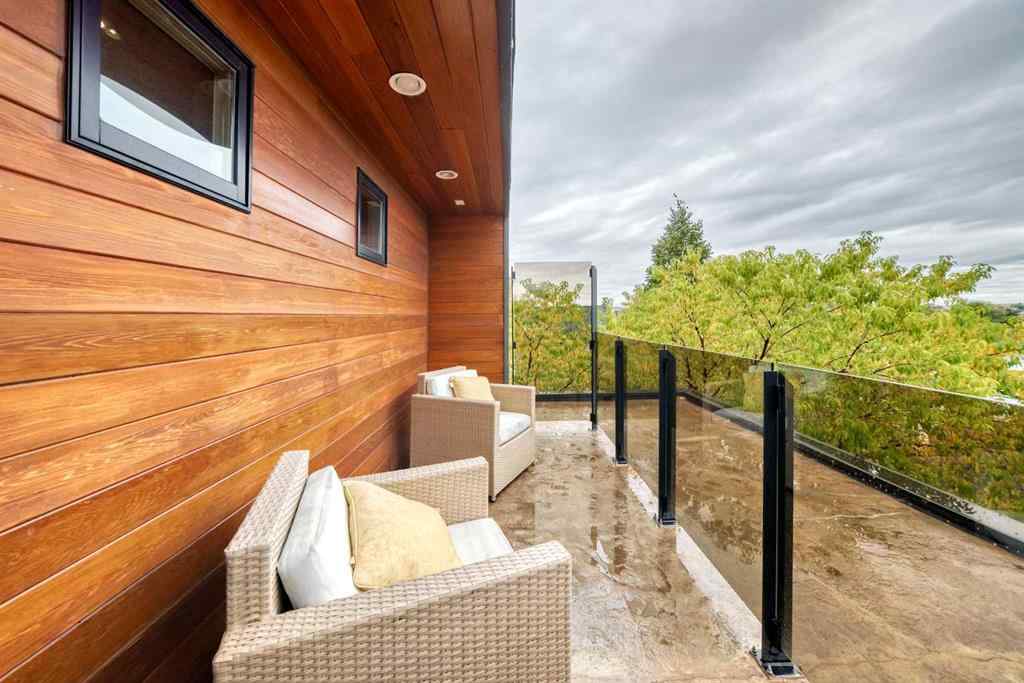 MLS® A2264149 - 2132 27 Avenue SW in Richmond Calgary, Residential