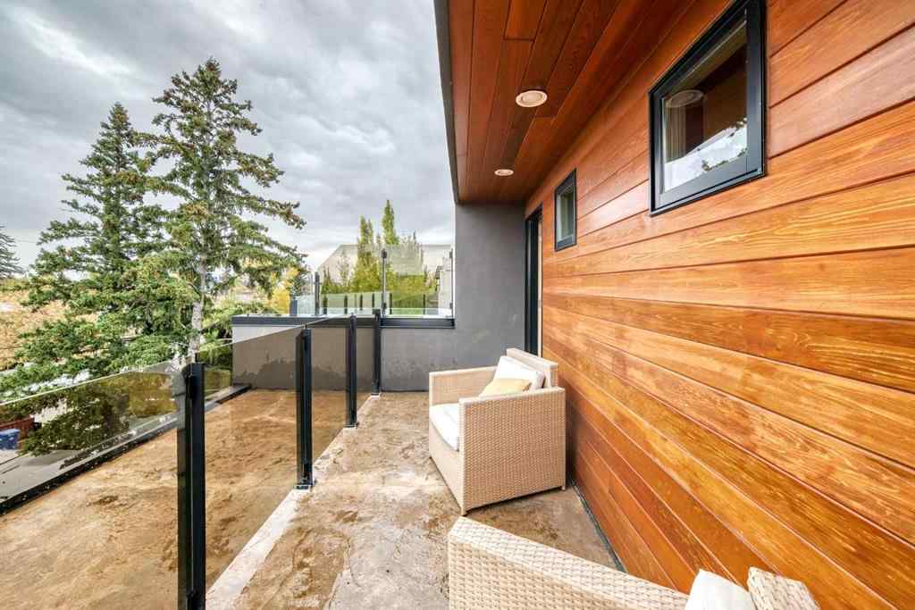 MLS® A2264149 - 2132 27 Avenue SW in Richmond Calgary, Residential