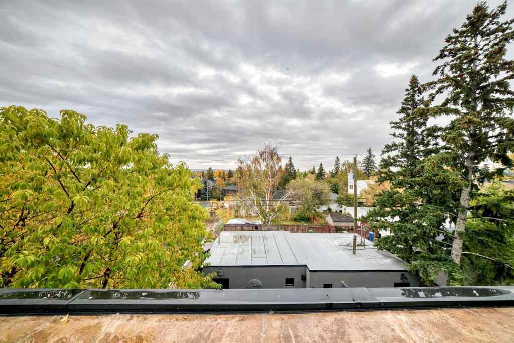 MLS® A2264149 - 2132 27 Avenue SW in Richmond Calgary, Residential