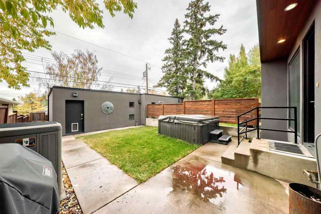 MLS® A2264149 - 2132 27 Avenue SW in Richmond Calgary, Residential