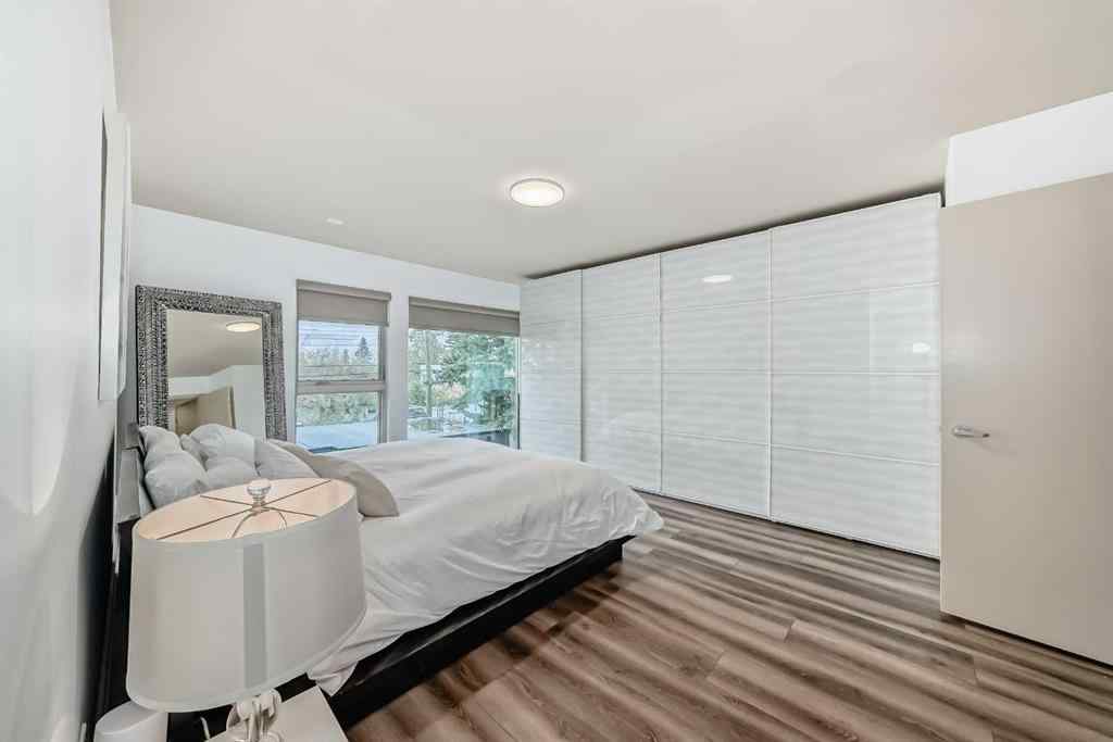 MLS® A2264149 - 2132 27 Avenue SW in Richmond Calgary, Residential