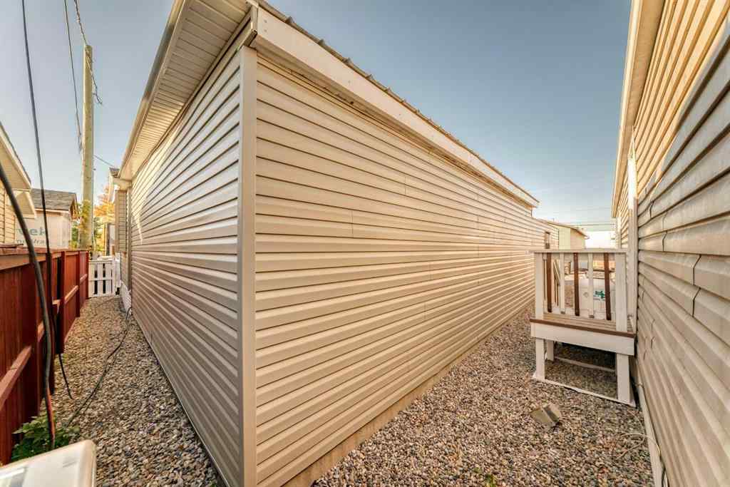 MLS® A2264153 - Unit #27 2106 50 Avenue SE in Forest Lawn Industrial Calgary, Mobile